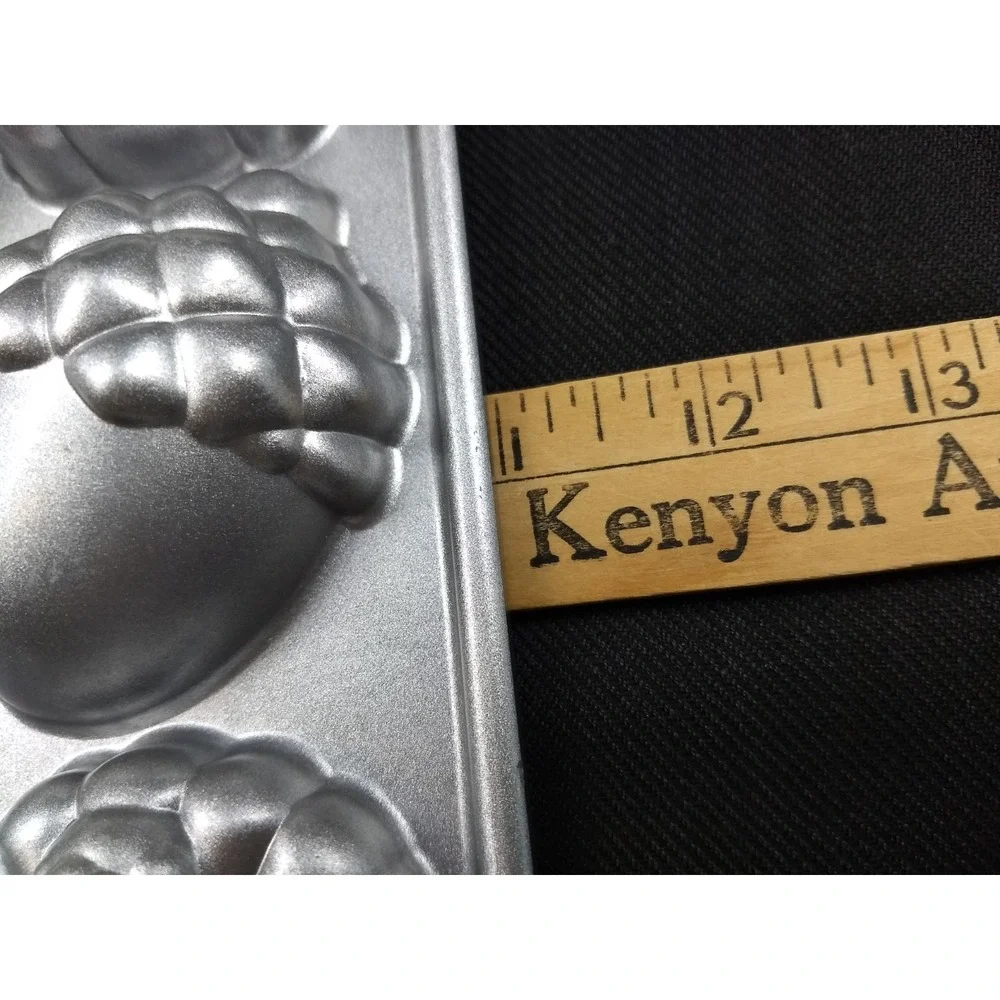 Nordic Ware Autumn Cakelet Baking Pan Pumpkin Turkey Leaf Acorn Non Stick NEW